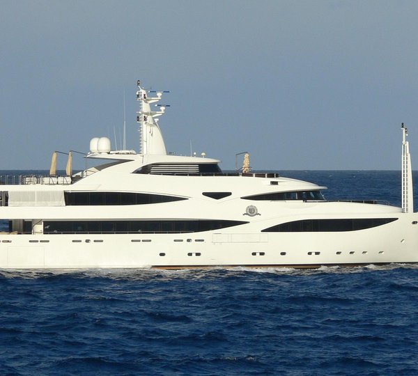 alouette 2 yacht